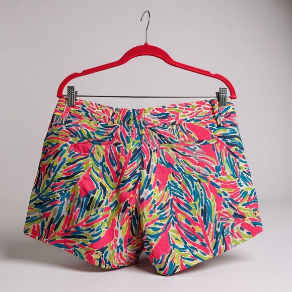 Lilly Pulitzer Callahan Shorts Size 4 NWOT – Classic Resort Wear - Picture 2 of 5